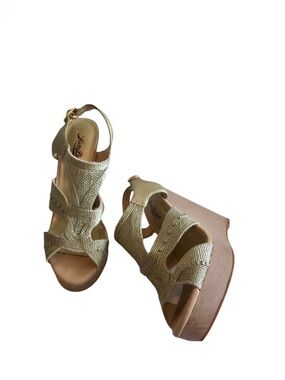 Y2K Lucky Brand Wedge Sandals